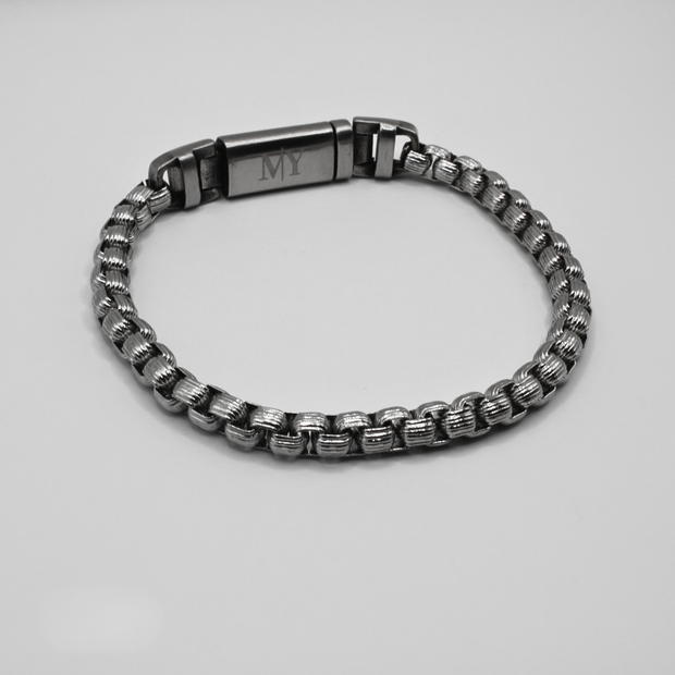 Bracelet "Iron Legacy"
